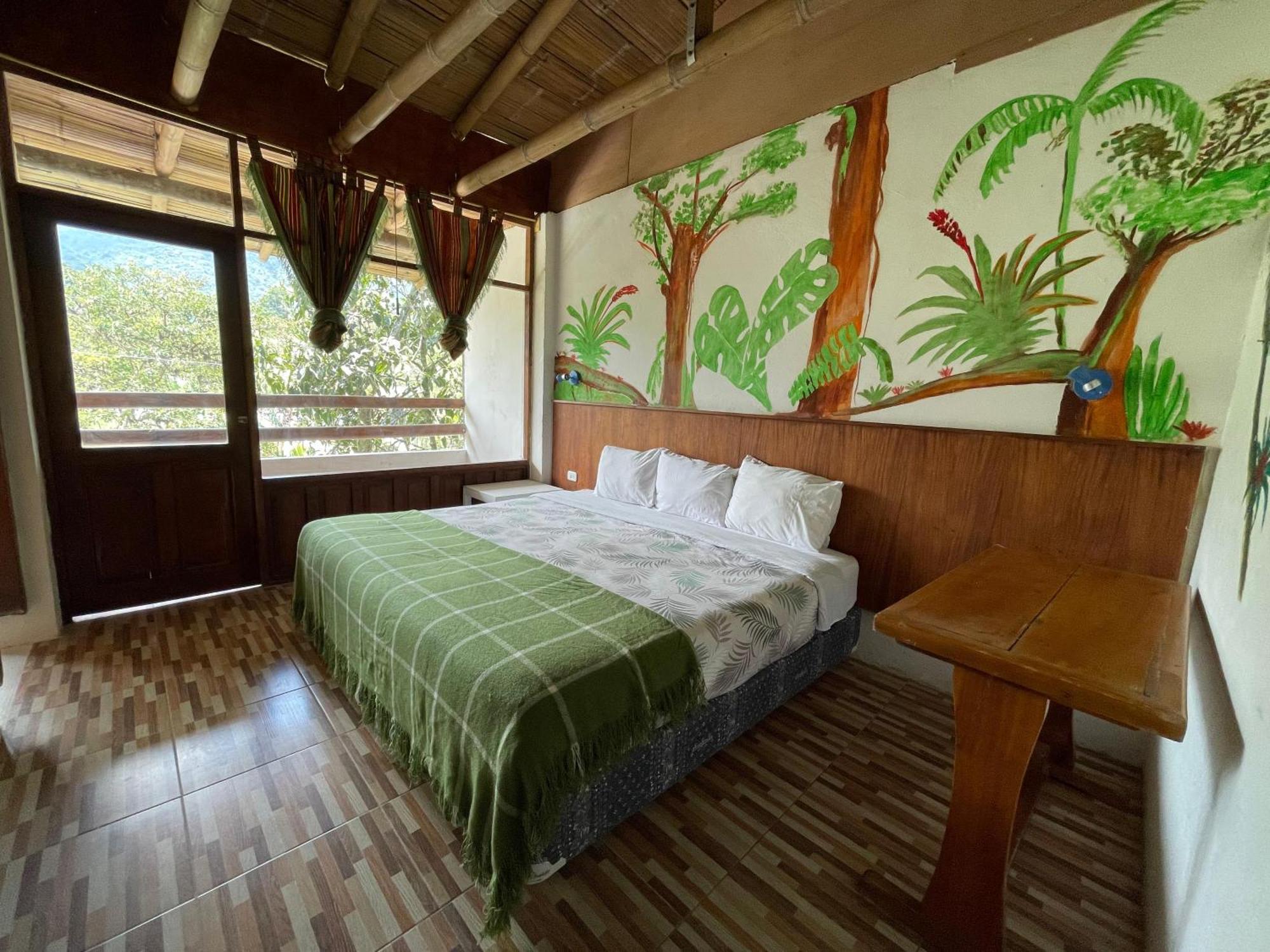 Biohostal Mindo Cloud Forest Exterior photo
