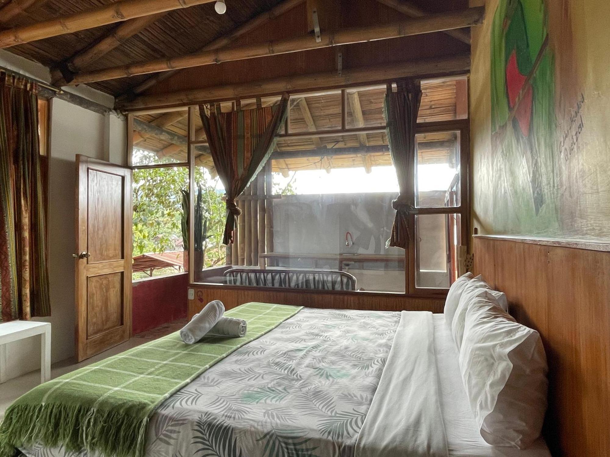 Biohostal Mindo Cloud Forest Exterior photo