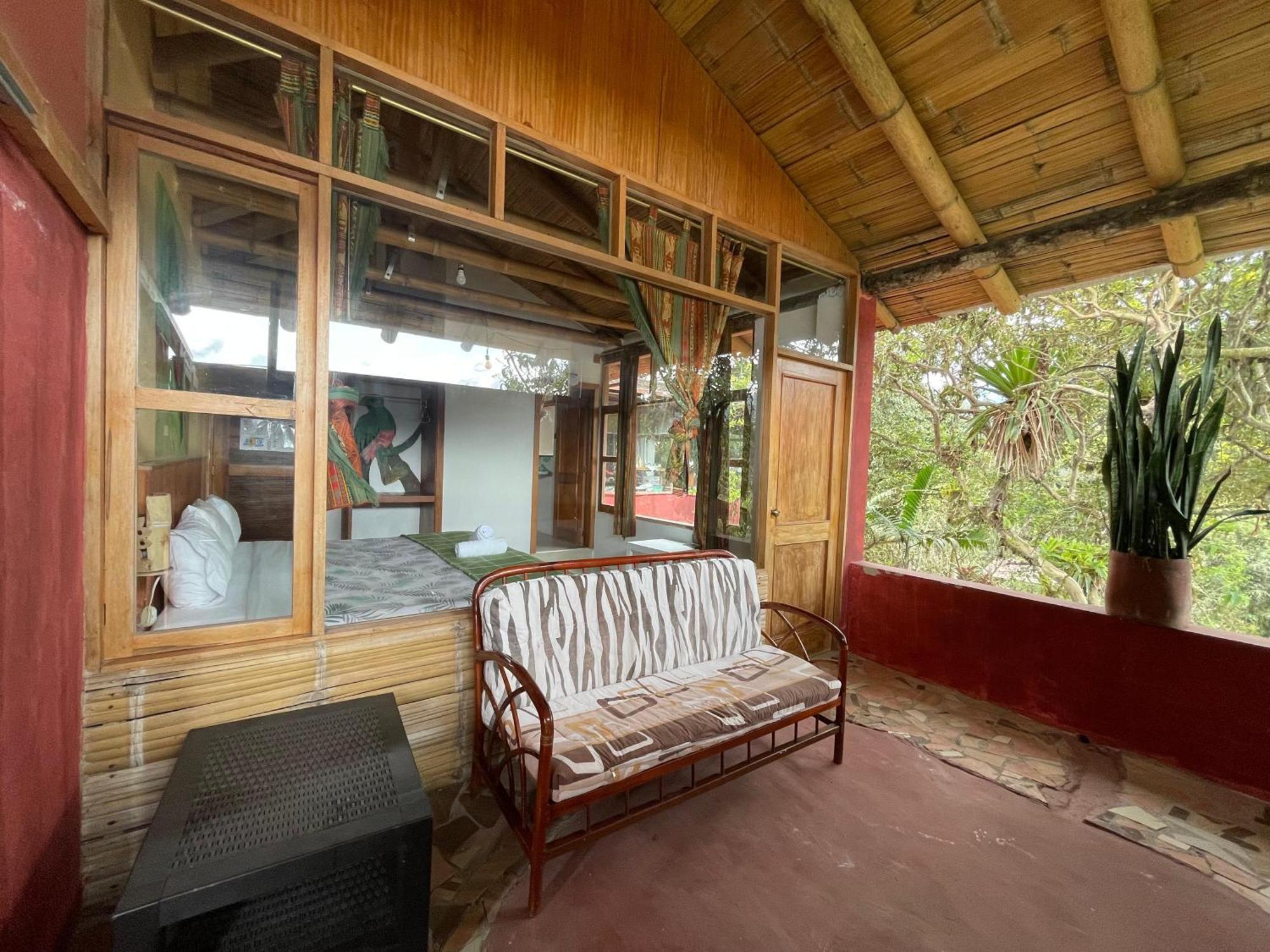 Biohostal Mindo Cloud Forest Exterior photo