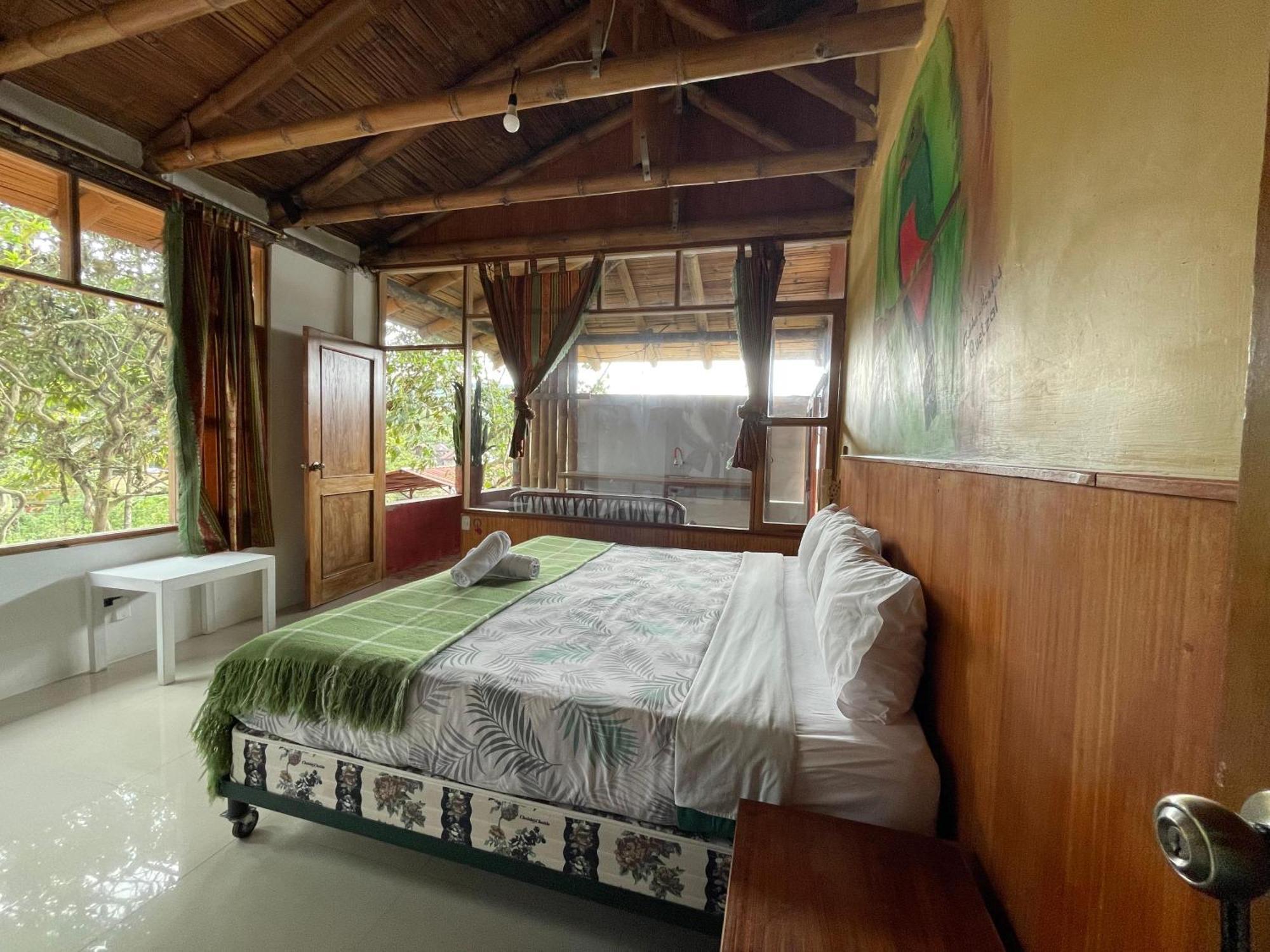 Biohostal Mindo Cloud Forest Exterior photo