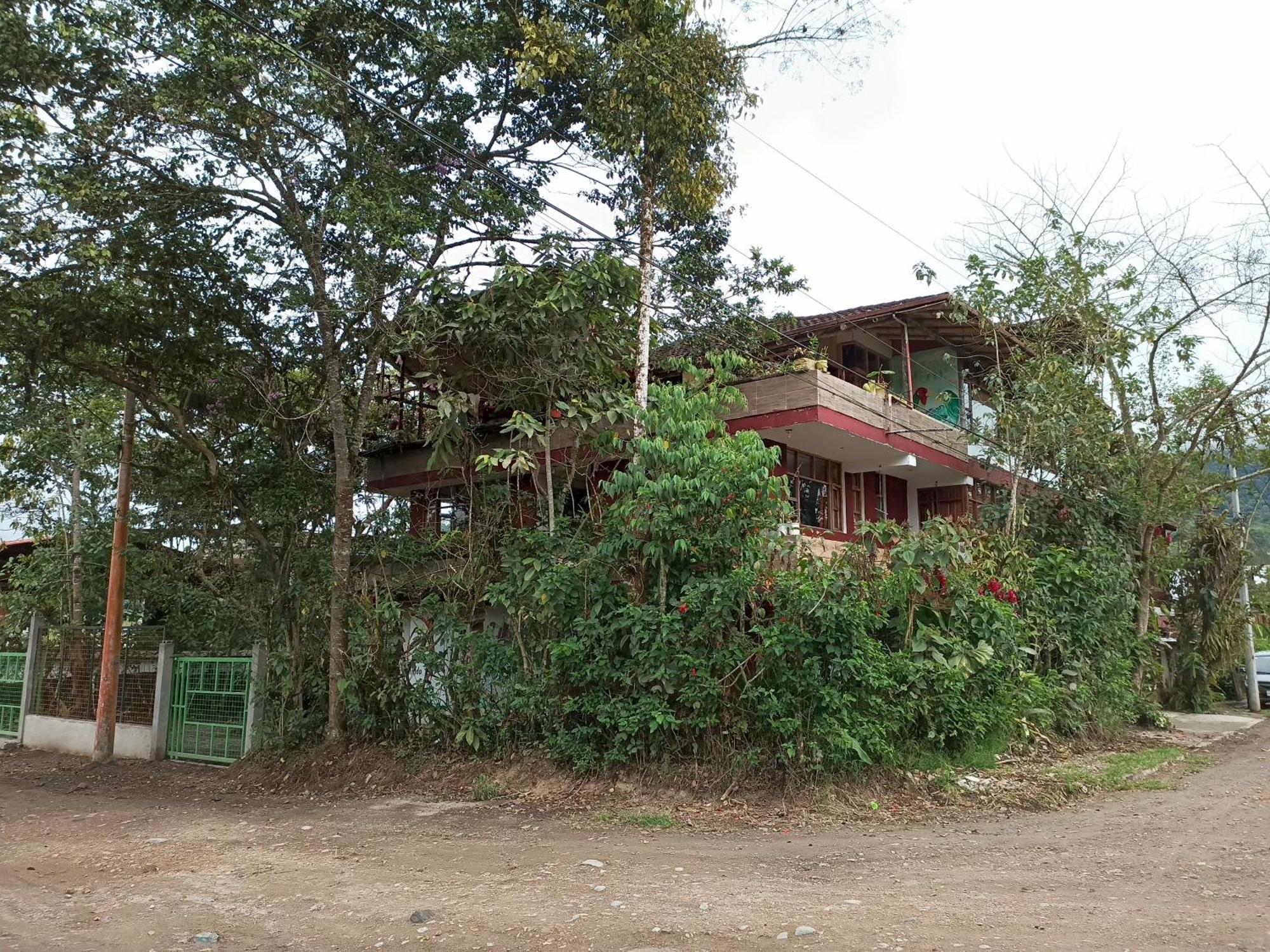 Biohostal Mindo Cloud Forest Exterior photo